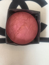 Load image into Gallery viewer, Limited edition Rose swirl
