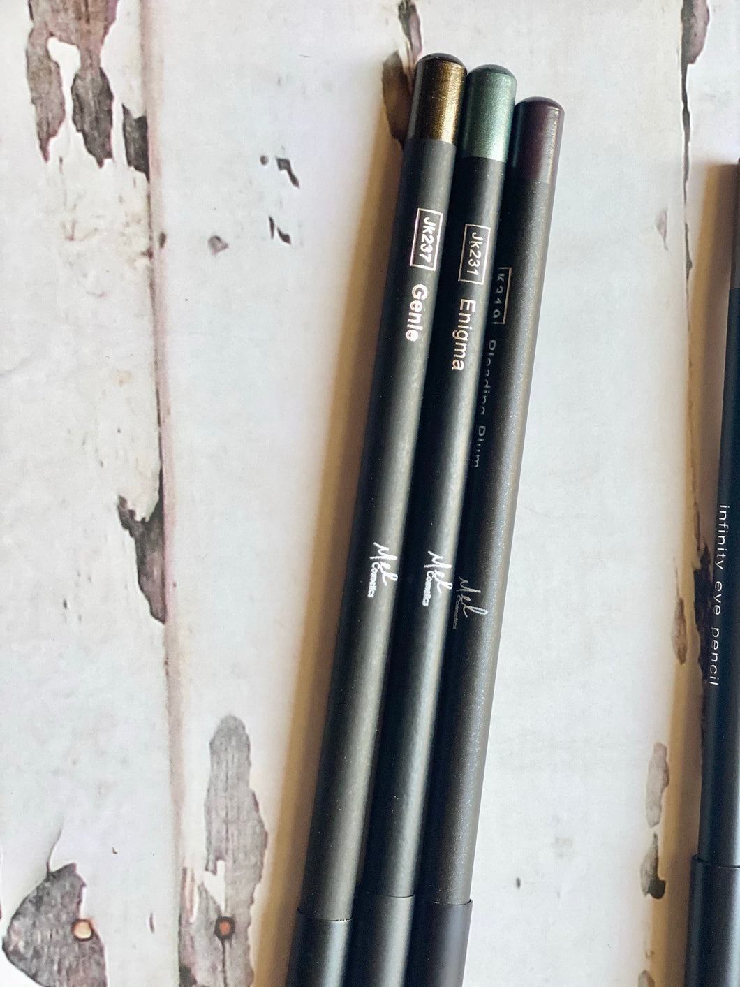 Moody Eye pencil ( dark Navy )