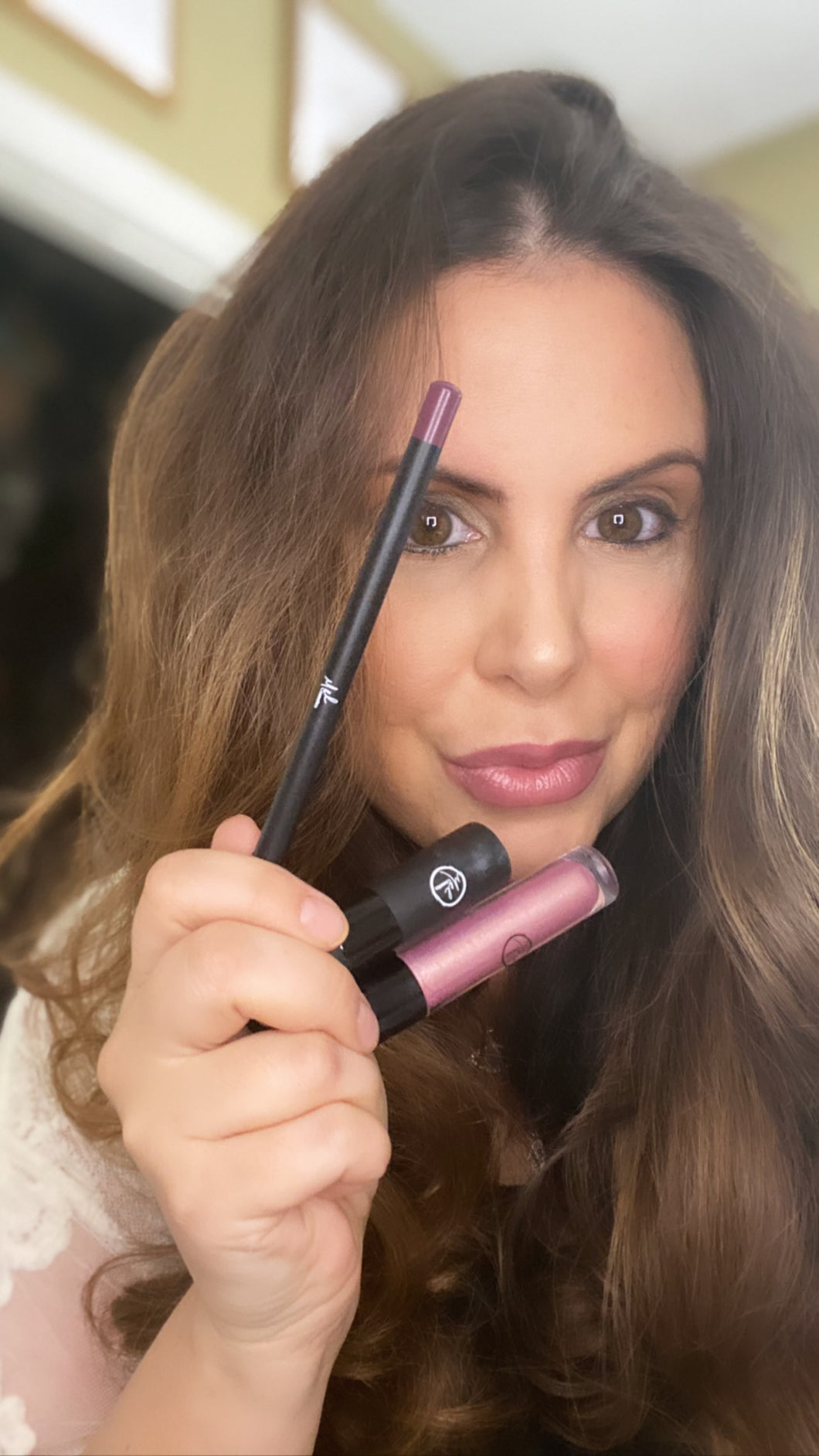 Wine Lip pencil ( On Sale )