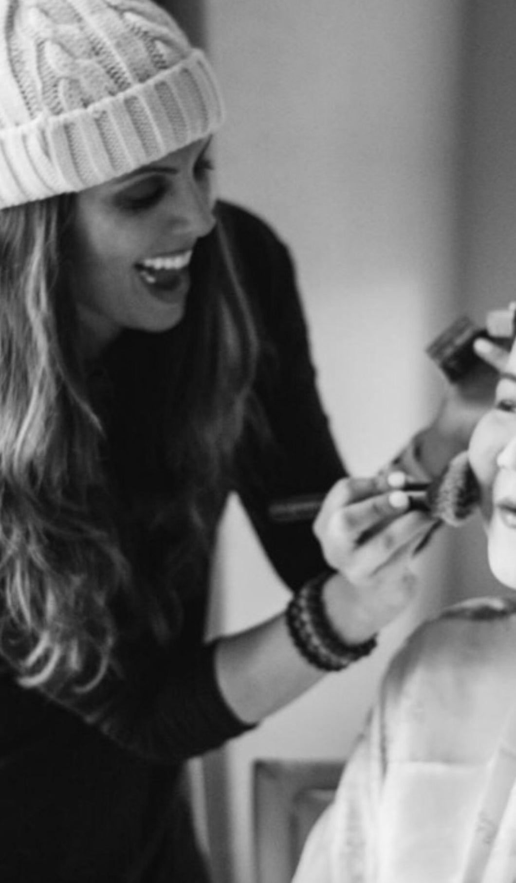 On sale ! Book your TWEEN Makeup class with Mel